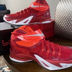 Nike zoom Lebron soldier 8
